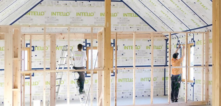 INTELLO