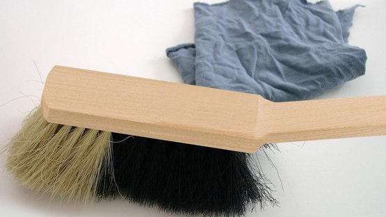 6a. Untergrund säubern