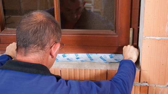 3a. Auf Blendrahmen verkleben